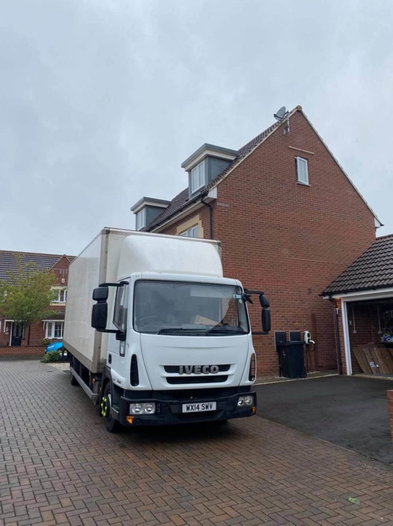 Removal Lorry outside house